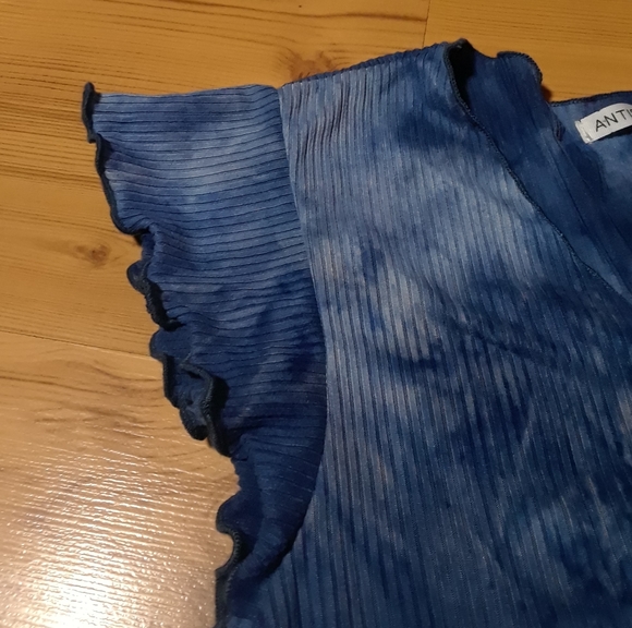 Tye dyed scrunch crop - Picture 5 of 6